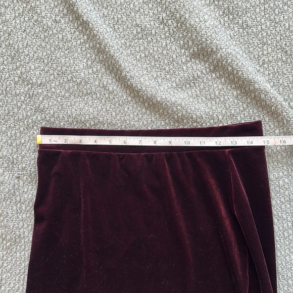 Halogen wine velvet skirt. SZ M. - Picture 5 of 7
